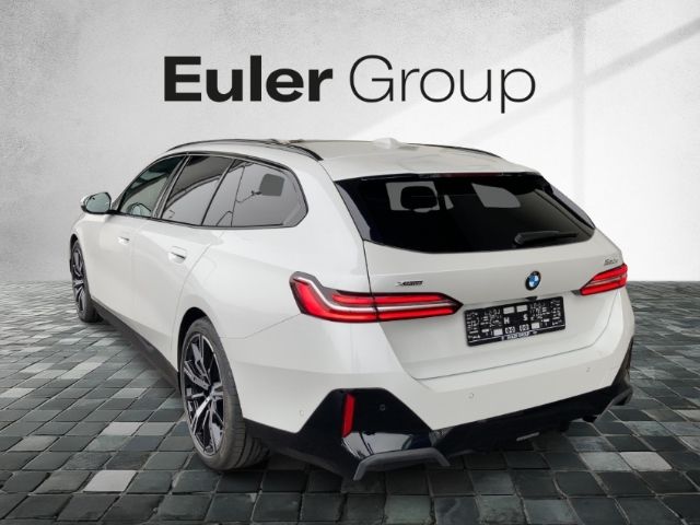 BMW 520 d xDrive Tour M-Sport Pano AHK 20''SRneu St foto 3