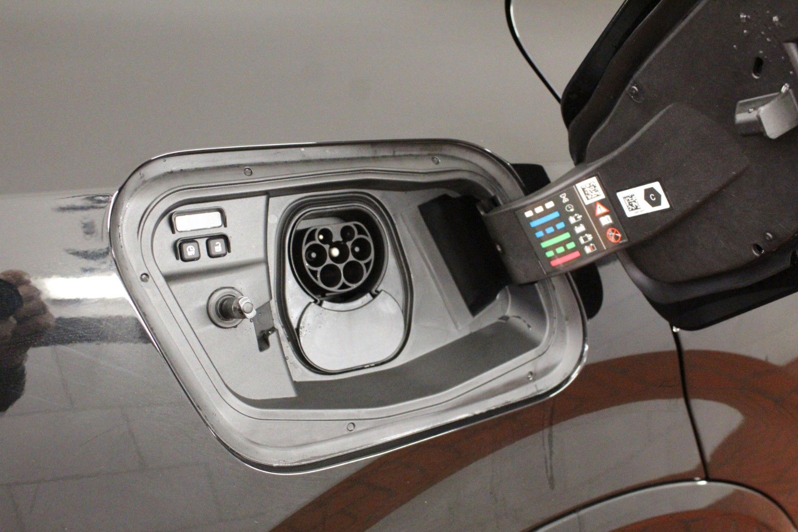 Fahrzeugabbildung Renault Rafale Hybrid E-Tech 4x4 300 PHEV Atelier Alpine