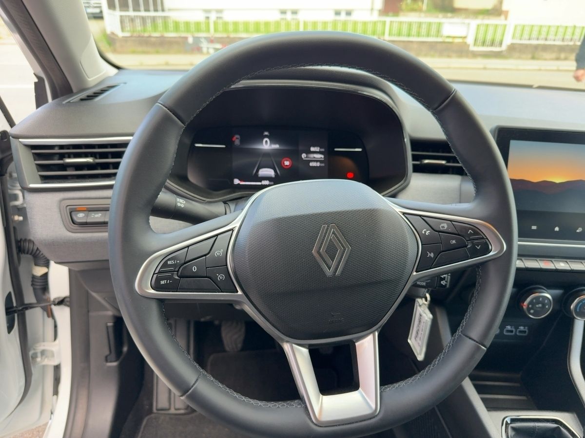 Fahrzeugabbildung Renault Clio Evolution SCe 65 GJR SHZ