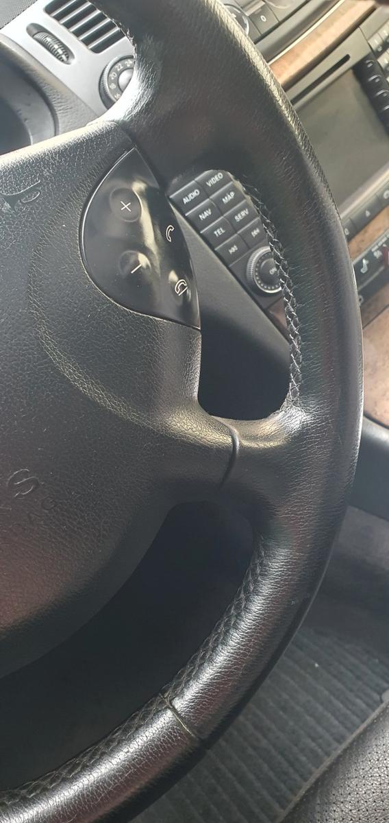Mercedes-Benz E220 2005 — photo 11