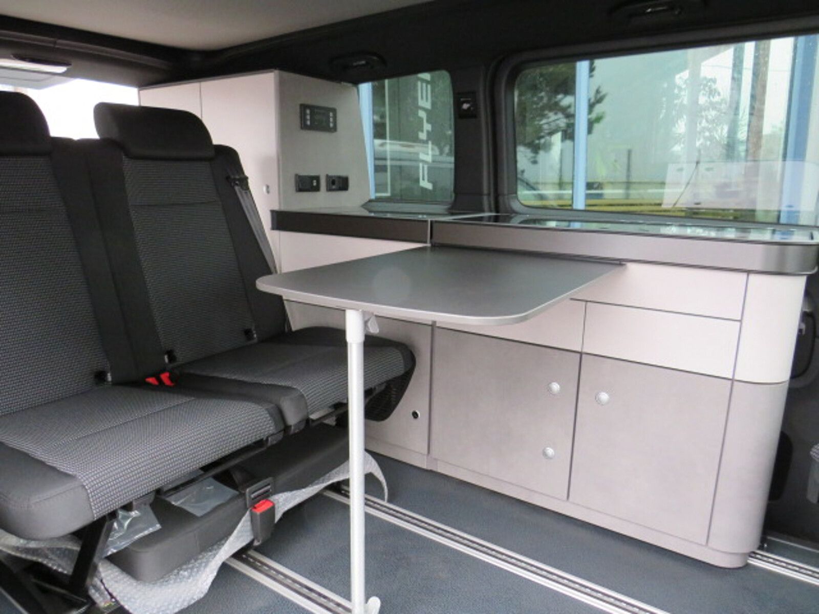 Fahrzeugabbildung Pössl Campstar V 300 d AMG,Distronic,AHK,ILS,Nightpak