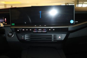 Fotografie 10 des Opel Grandland (X) Grandland 1.2 DI Hybrid 48 V Automatik GS