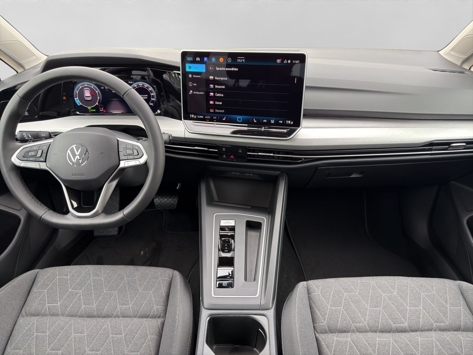 Volkswagen Golf 1.5 eTSI DSG LIFE ACC PDC LM17 KAMERA foto 5
