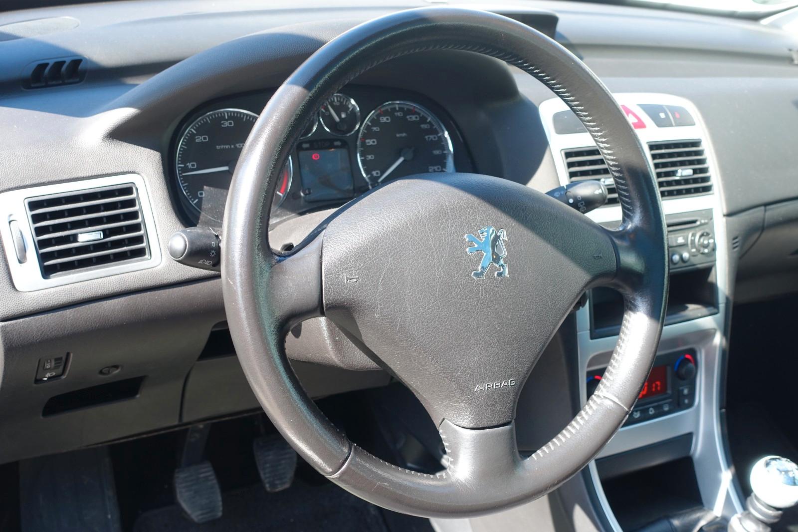 Peugeot 307 2005 — photo 10