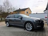 Volkswagen VW Passat  B8  ( Tauschen für billiger ) - : Billige