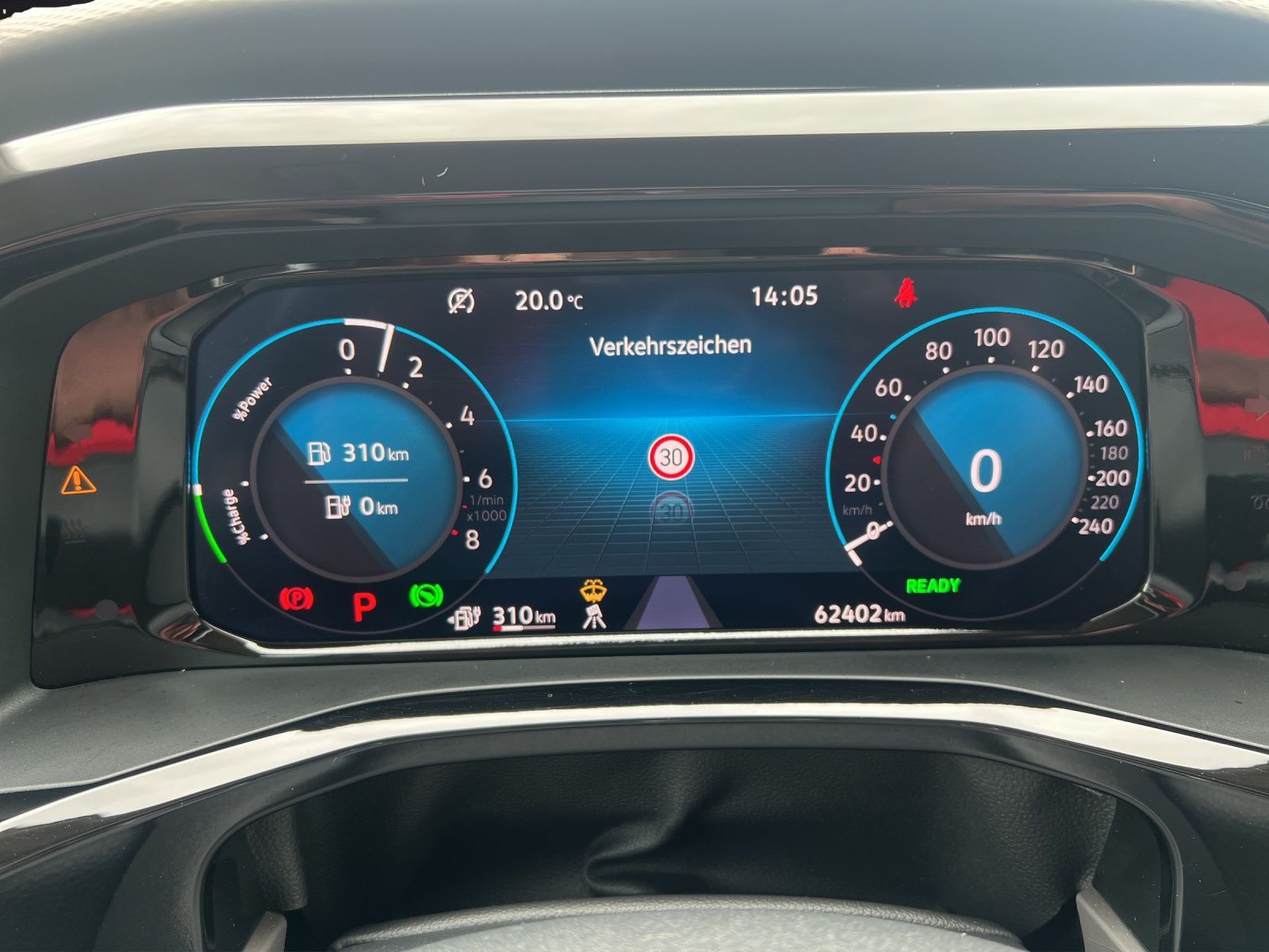 Fahrzeugabbildung Volkswagen T7 Multivan eHybrid Life Standhzg. LED AHK Navi