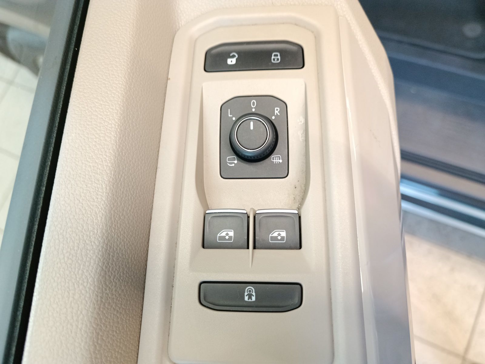 Volkswagen T7 Multivan - Bild 15
