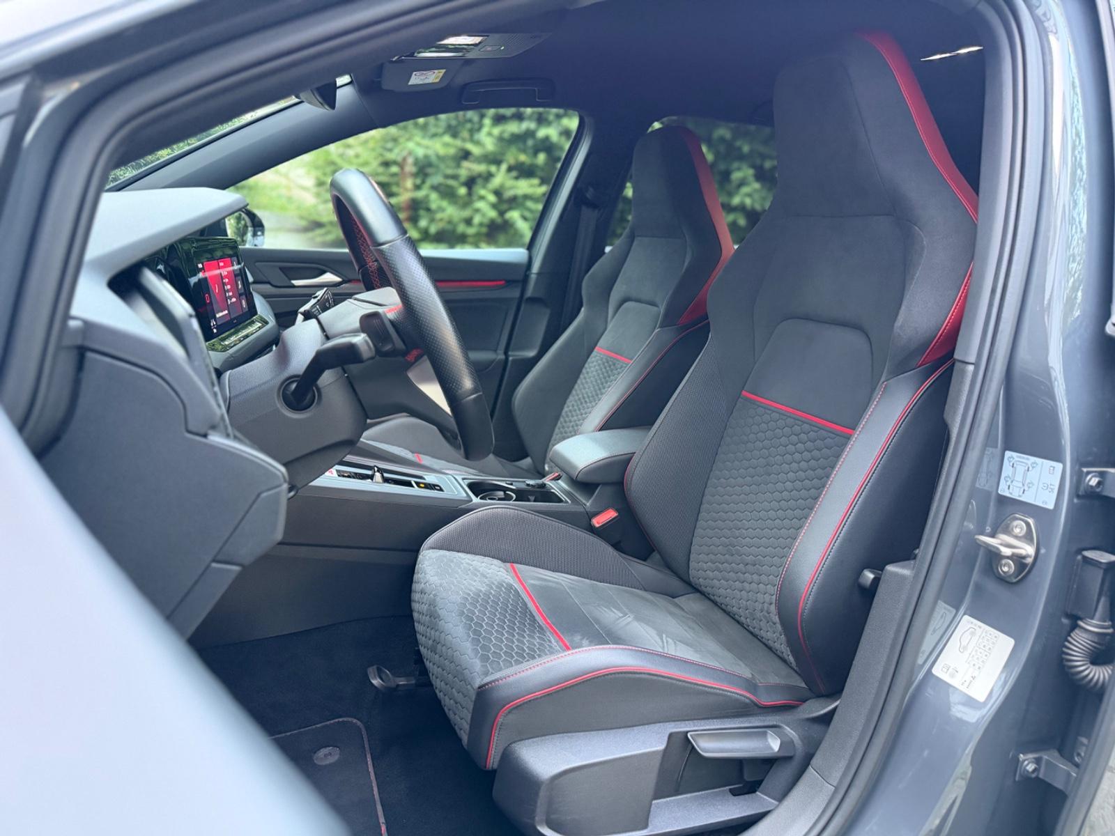 Volkswagen Golf VIII Lim. GTI Clubsport IQ Light 300PS, миниатюра 7