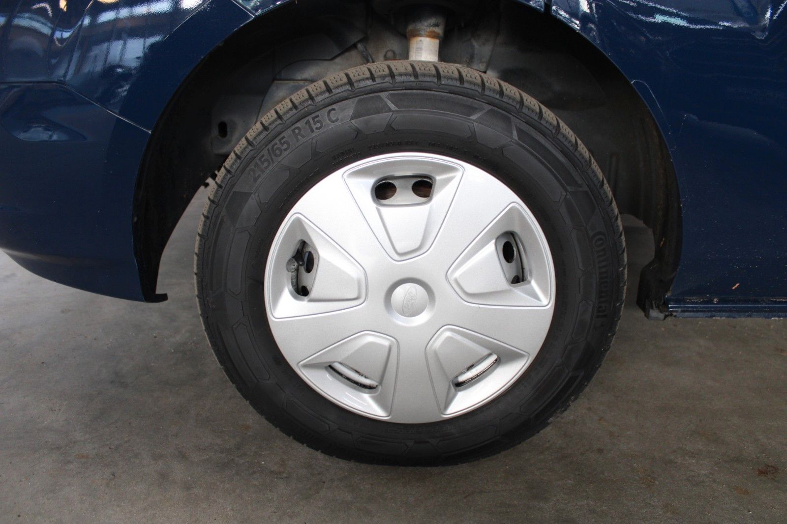 Fahrzeugabbildung Ford Transit Custom TREND L1 Kasten AHK KLIMA 1.Hand