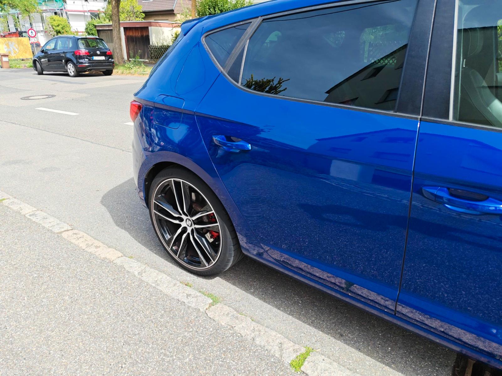 Seat Cupra 300 | Handschalter | Panorama | ACC | HU