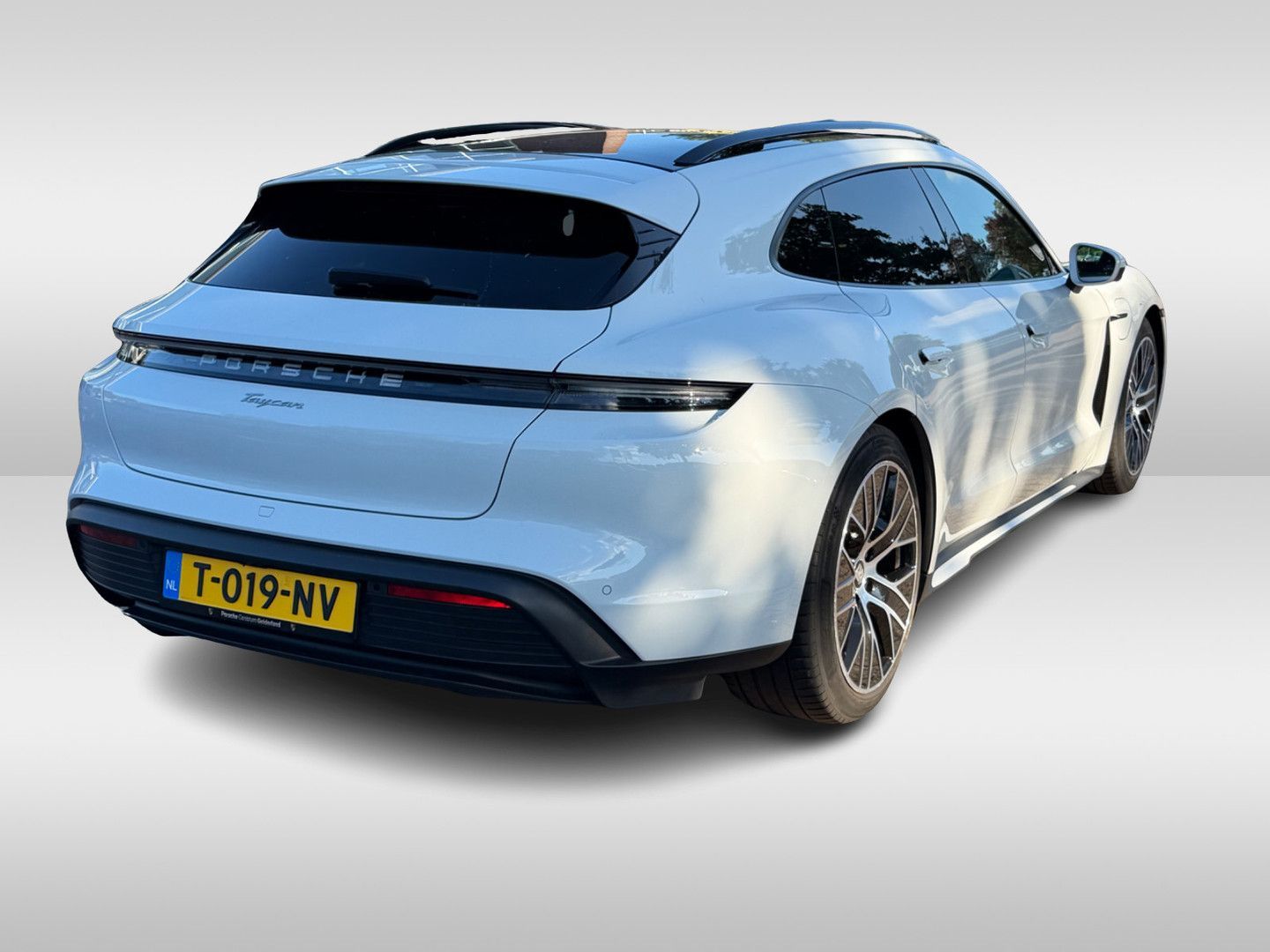 Porsche Taycan Sport Turismo 93 kWh / Panoramadak / 360C imagem 3