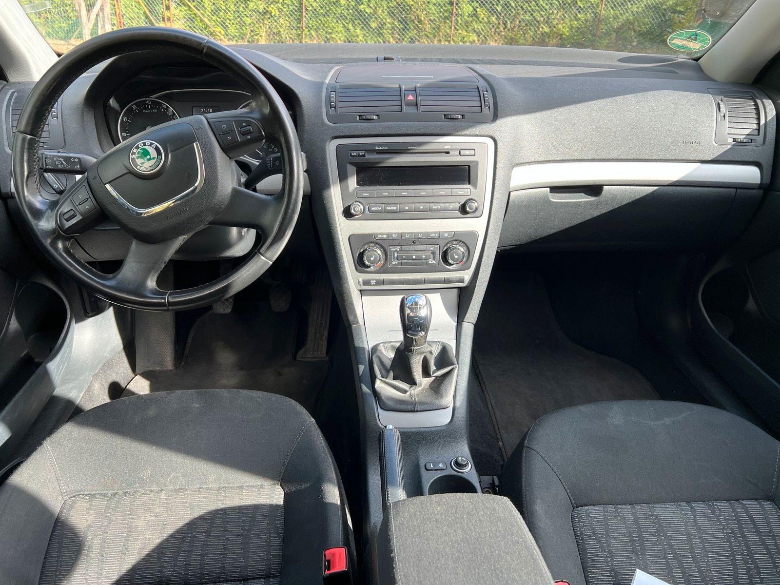 Skoda Octavia 2009 — photo 7