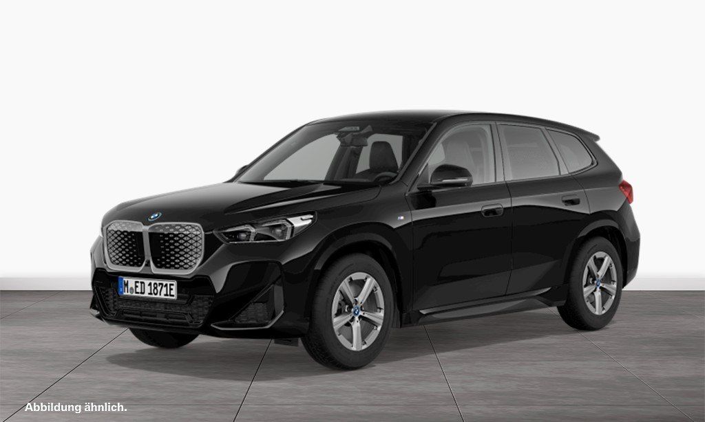 BMW iX1 xDrive30 M Sport AHK Driv.Assist.Prof LED