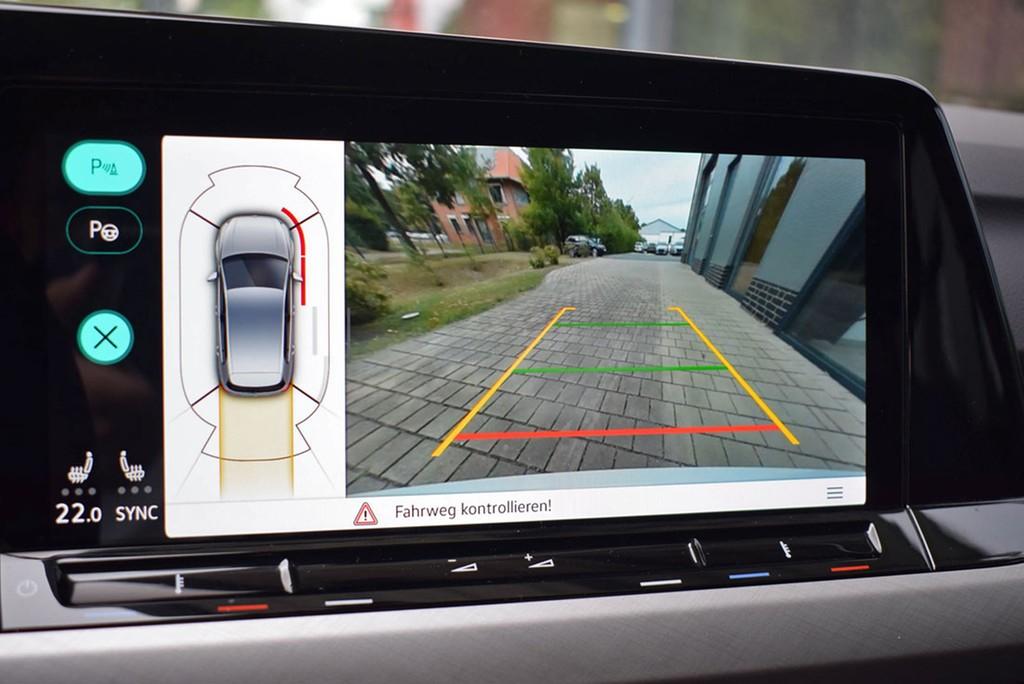 Volkswagen Golf VIII 1.5 TSI 6-Gang *Life*LED*AHK*RüKam*ACC, миниатюра 7