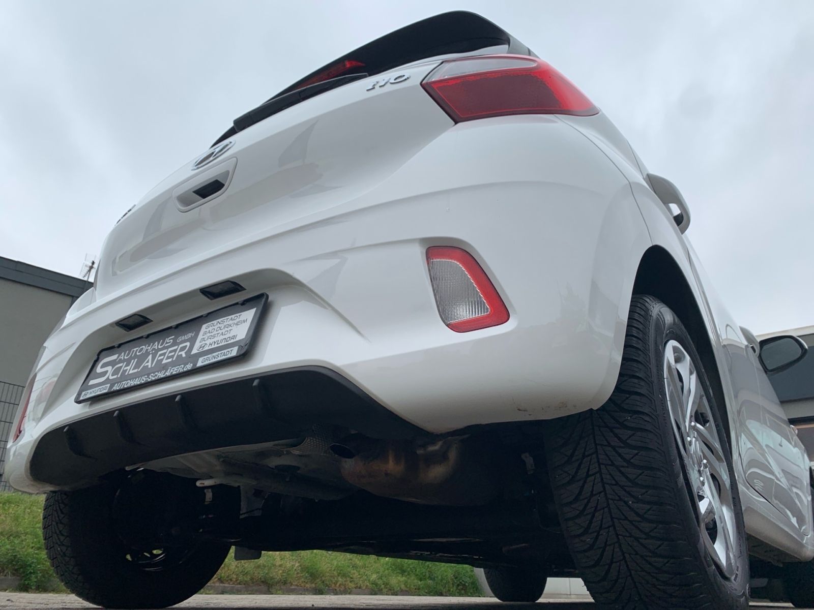 Fahrzeugabbildung Hyundai i10 1.0 Select 1 Hd Allwetter