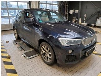 BMW X4xD30d/Aut/Navi/HUD/Glasda/Kamer/KomfZg/M-Sport