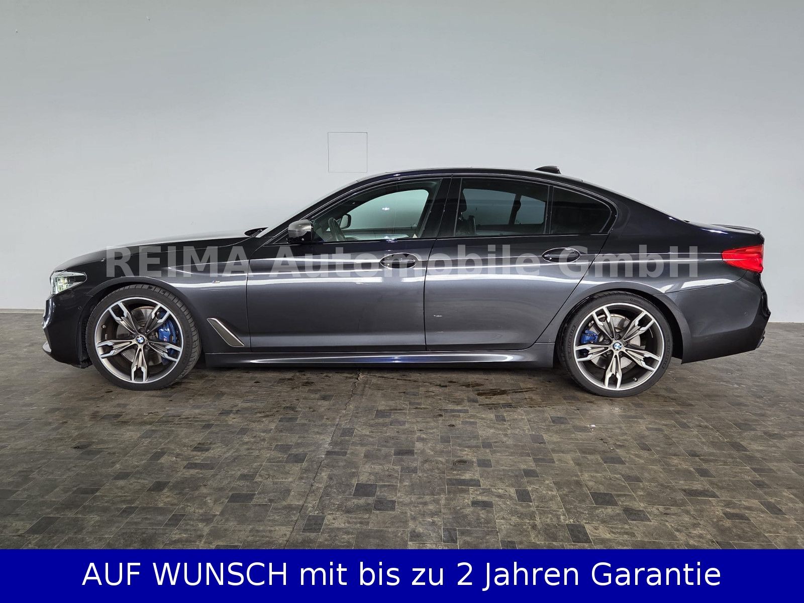 Fahrzeugabbildung BMW M550 i xDrive, Pano, LED, HUD, Massage
