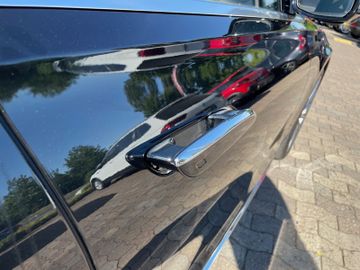 Fahrzeugabbildung Mercedes-Benz S 580 e Lang AMG Pano Burmester HUD Leder uvm.