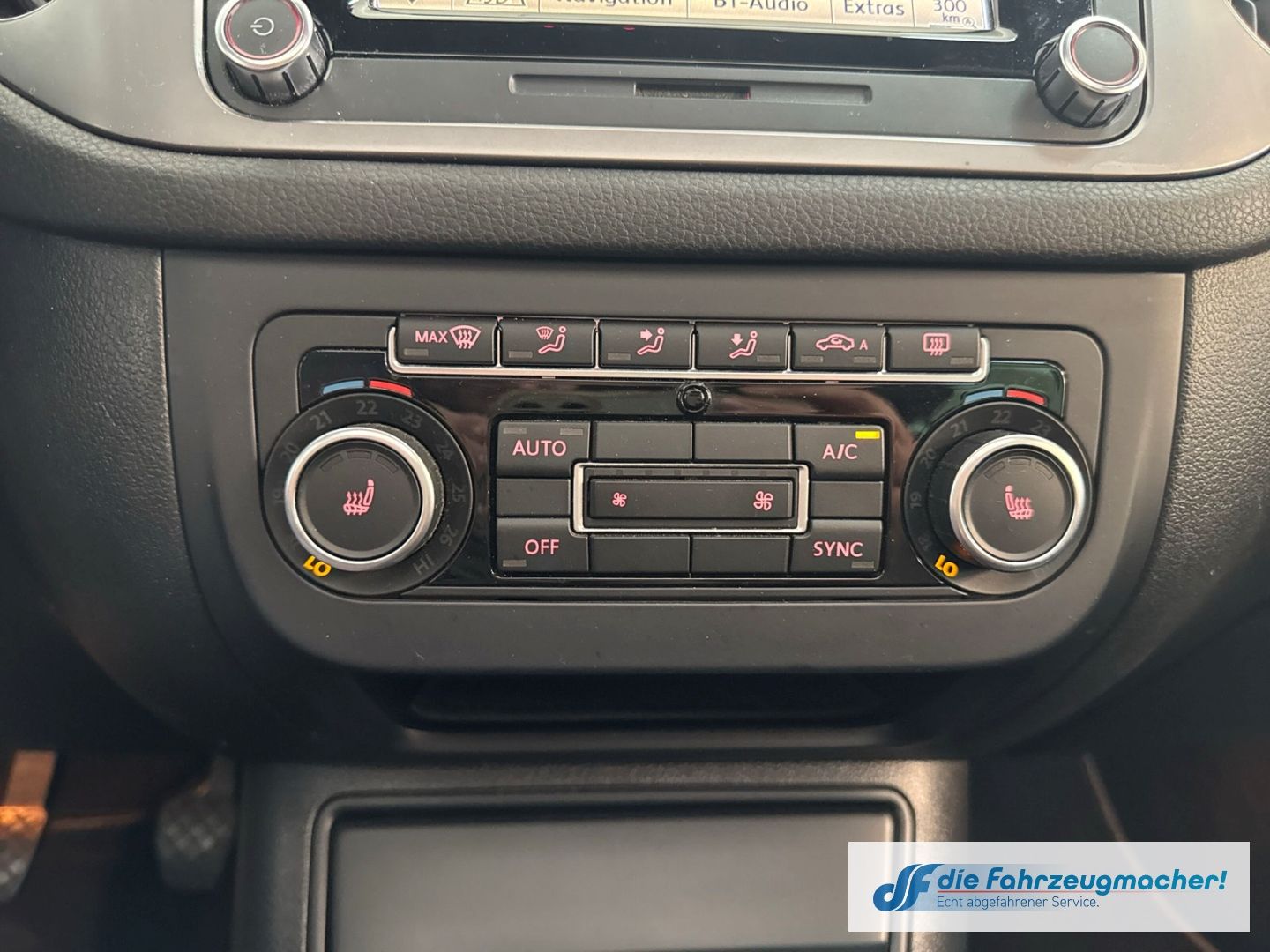 Fahrzeugabbildung Volkswagen Tiguan Lounge Sport & Style 4x4 AHK sch.