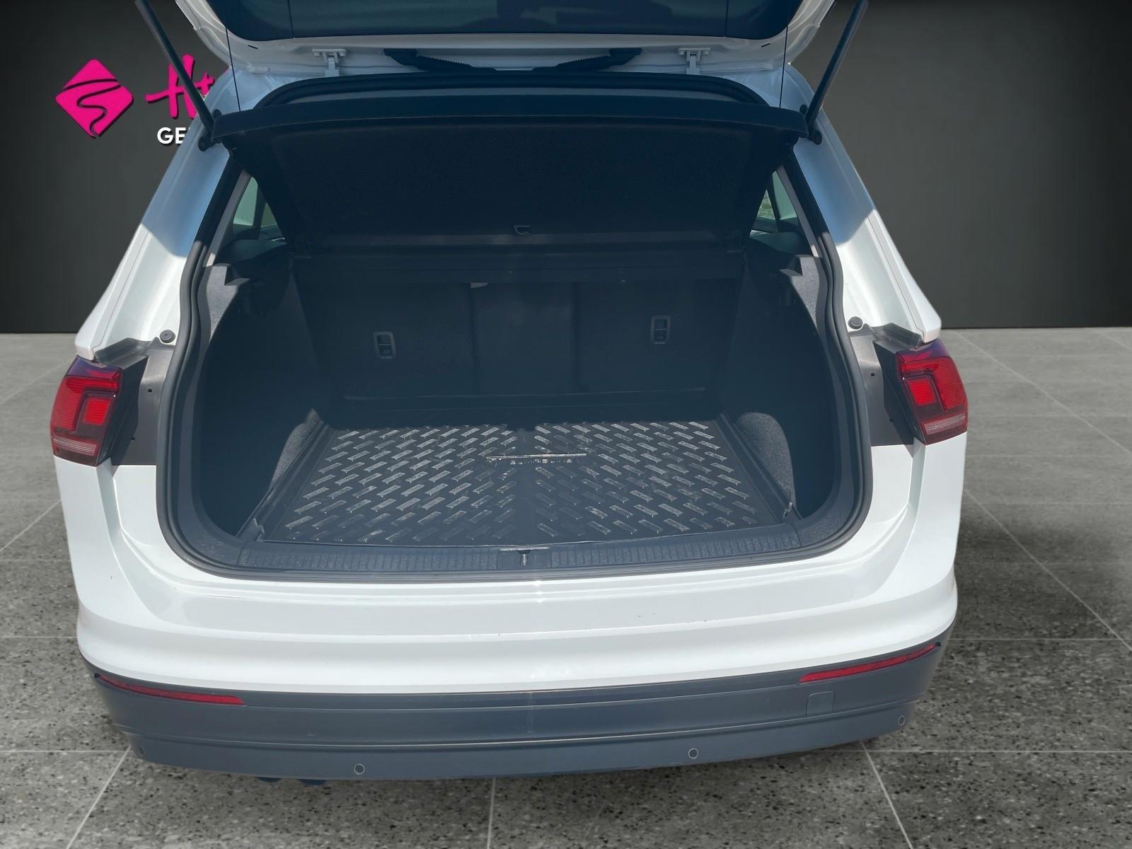 Volkswagen Tiguan TSI SOUND 180 PS (*SITZHEIZUNG * KLIMA*)