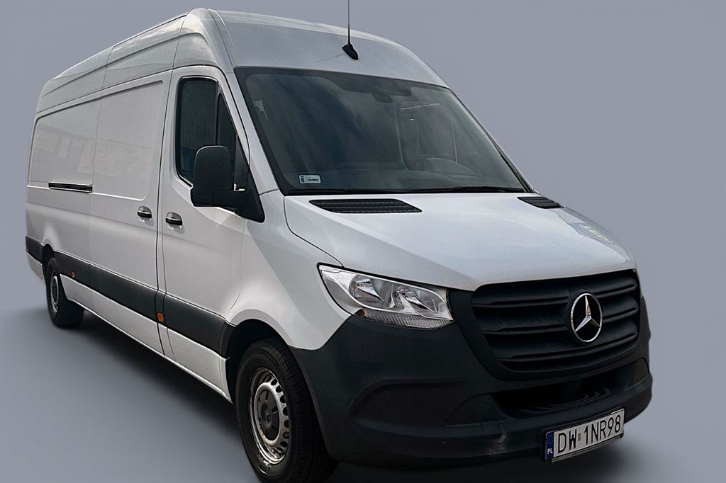 Image of Mercedes-Benz Sprinter