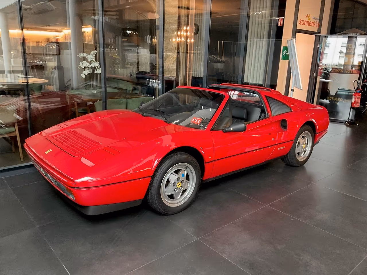Ferrari 328 GTS **NEU nur 974 km**
