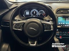 Foto Nummer 10: JAGUAR F-Pace