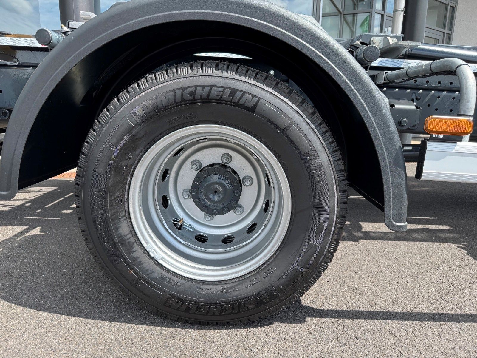 Fahrzeugabbildung Iveco Daily 70C18 3.0L *R4.100mm*AHK*Luft*Sperre*