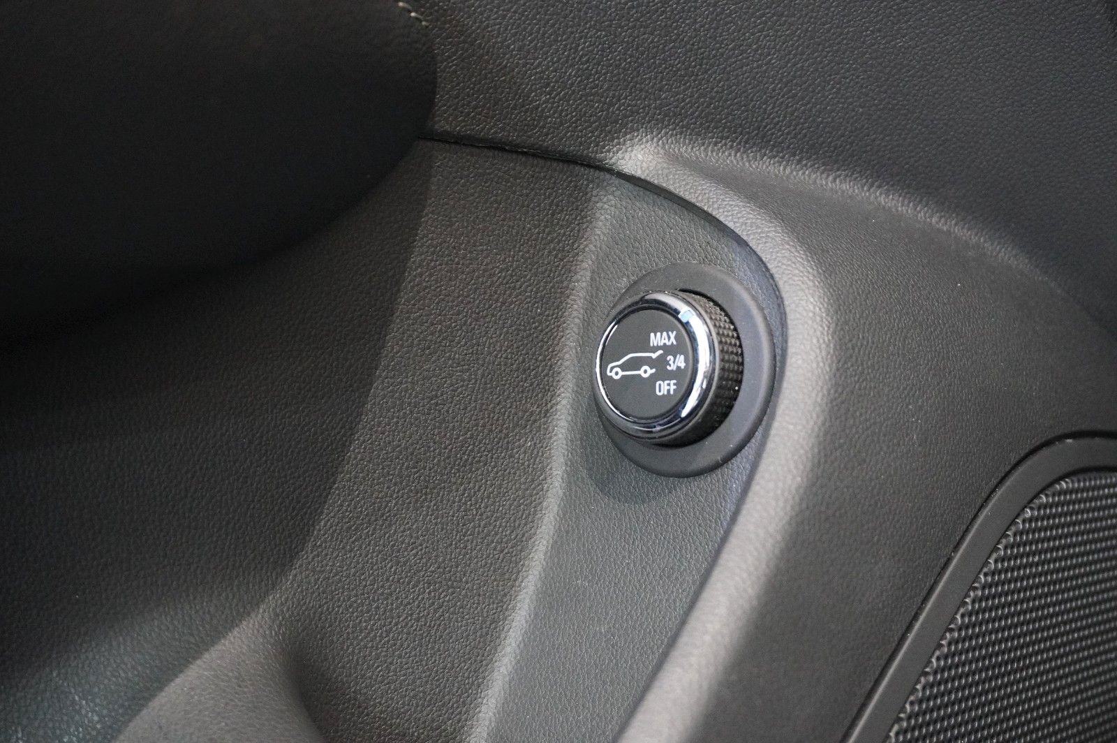 Fahrzeugabbildung Opel Insignia B ST 2.0D ULTIMATE NAVI/OPC/KAMERA/HUD