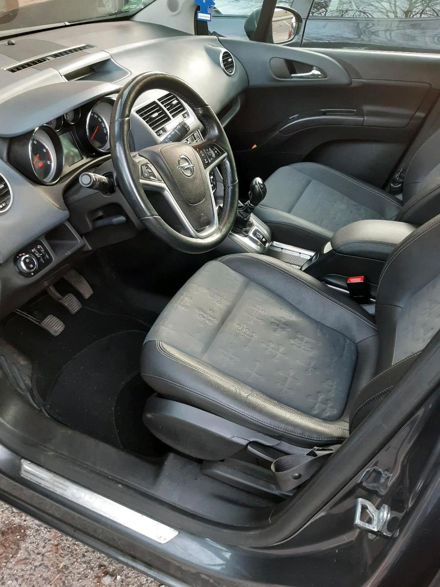 Opel Meriva 2010 — photo 6
