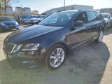 Skoda Octavia Combi Clever+AUTOMATIK+ACC+NAVI+SHZ+AHK - Skoda Octavia Clever mit Diesel-Antrieb
