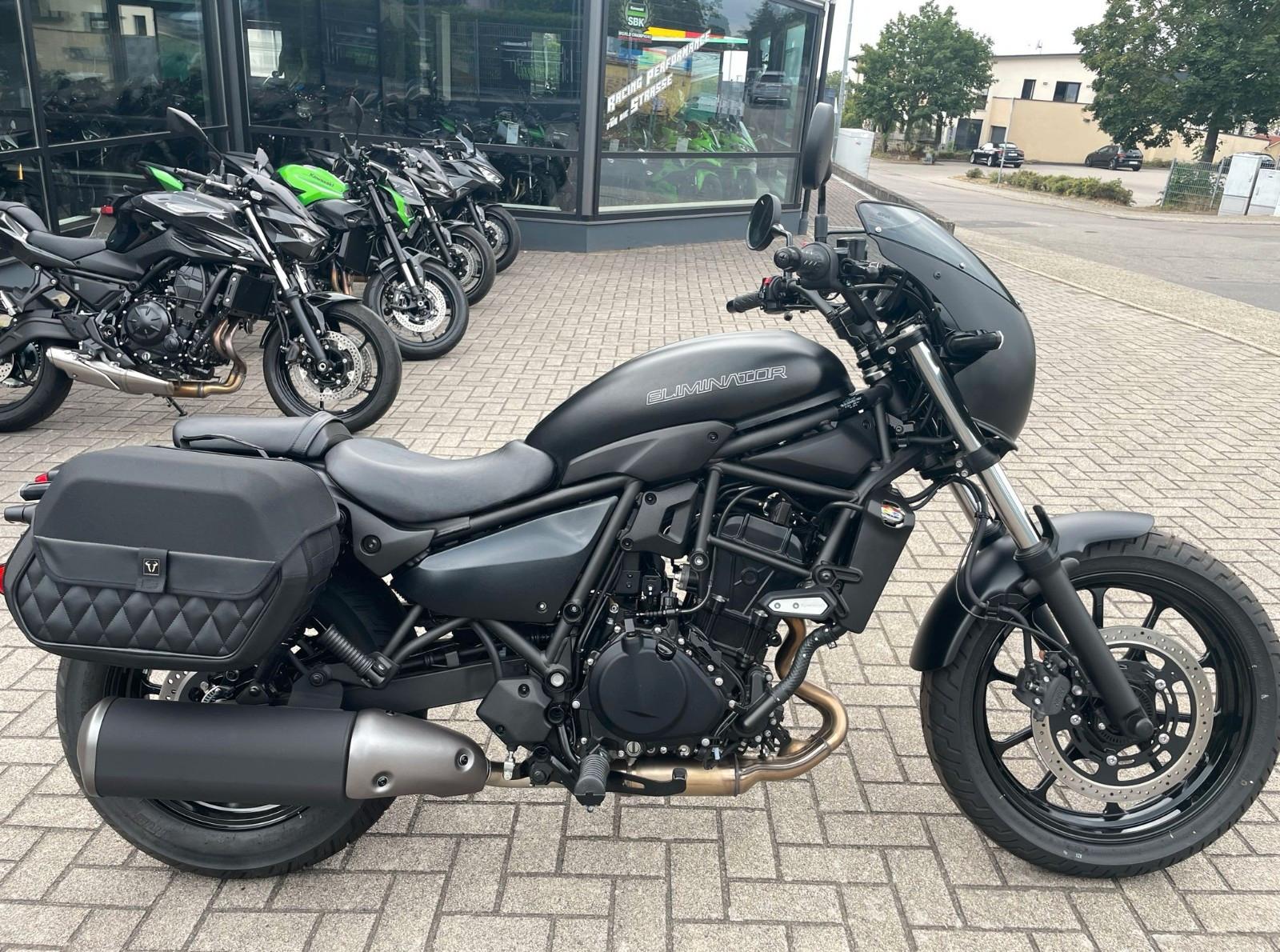 Kawasaki Eliminator 500 Light Tourer/Garantie bis 03.2030