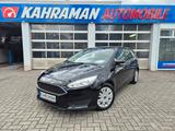 Ford Focus Turnier Ambiente - Ford Focus mit Benzin-Antrieb: Kombi, Turnier Ambiente