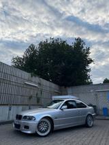 BMW 323i Coupe - BMW 323 aus 1999: 323i