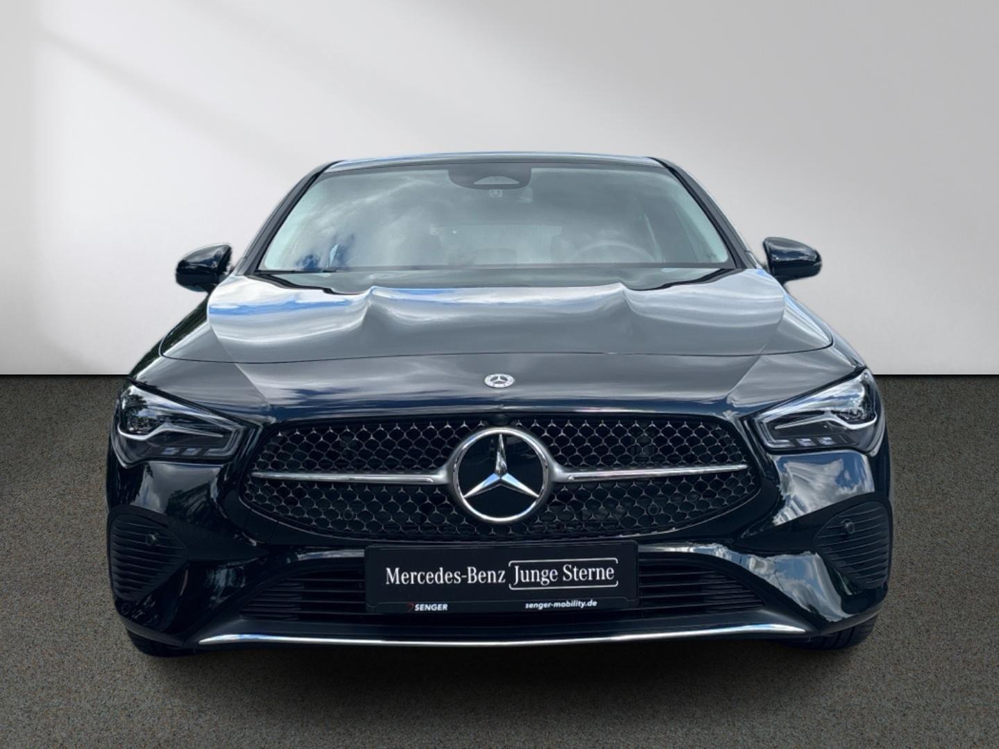 Mercedes-Benz CLA 180 SB Progressive-Advanced Winter-Paket AHK