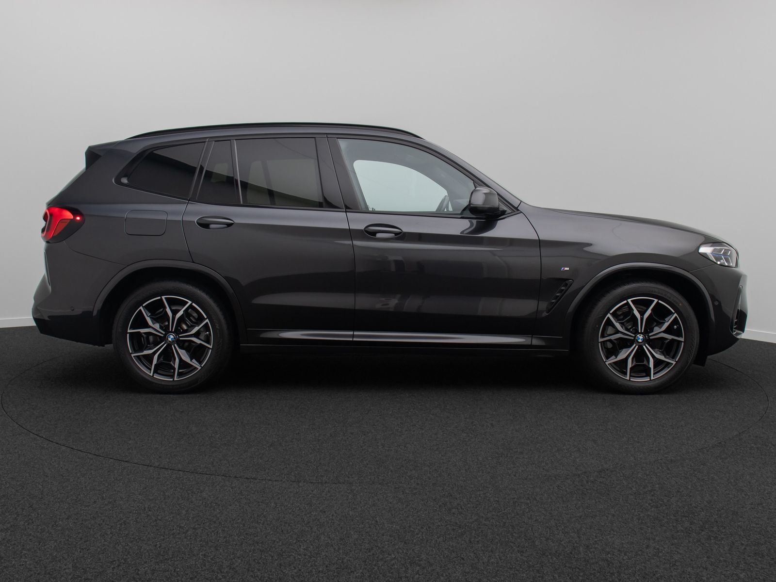 Fahrzeugabbildung BMW X3 xD20d M Sport Laser Pano Kamera HUD DAB HiFi