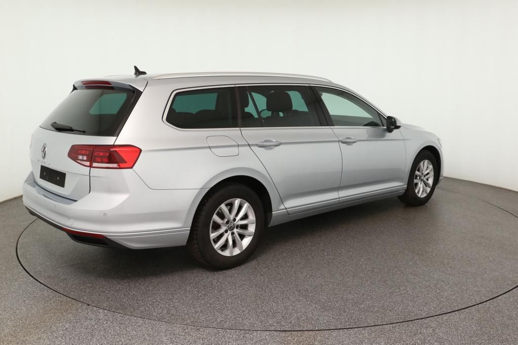 Volkswagen Passat Variant Business 2.0 TDI SCR Tempo*PDC*SH
