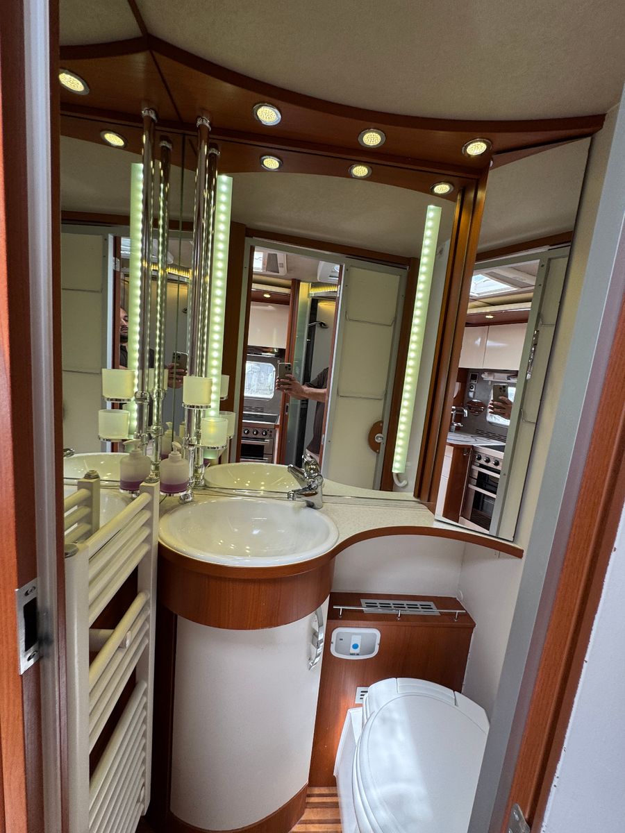 Fahrzeugabbildung Frankia I 7400 COMFORT CLASS MERCEDES SPRINTER 3.0 VOLL
