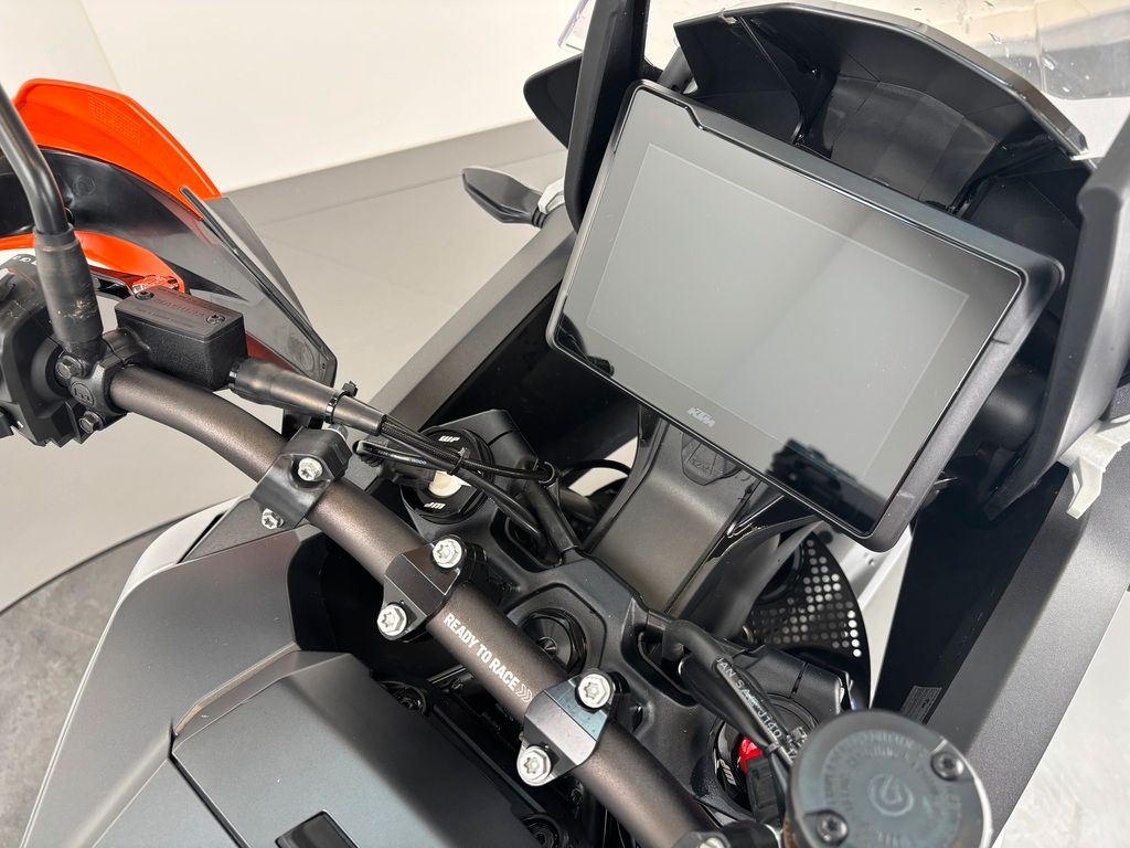 Fahrzeugabbildung KTM 1290 SUPER ADVENTURE S *TOPCASE *TOP-ZUSTAND