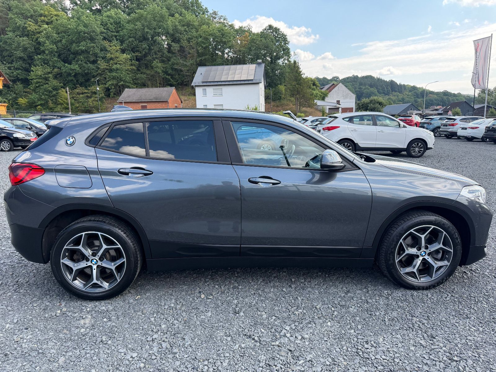 BMW X2 20 d xDrive  AHK/LED/NAVI – Foto 7