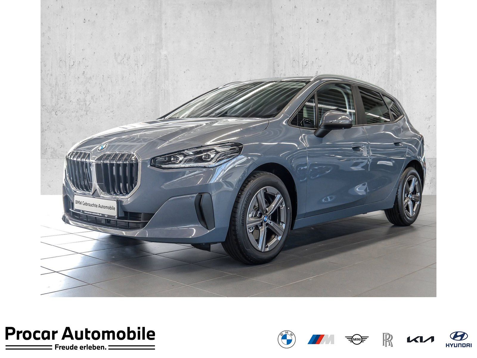 BMW 220d Navi LED AHK RFK PDC