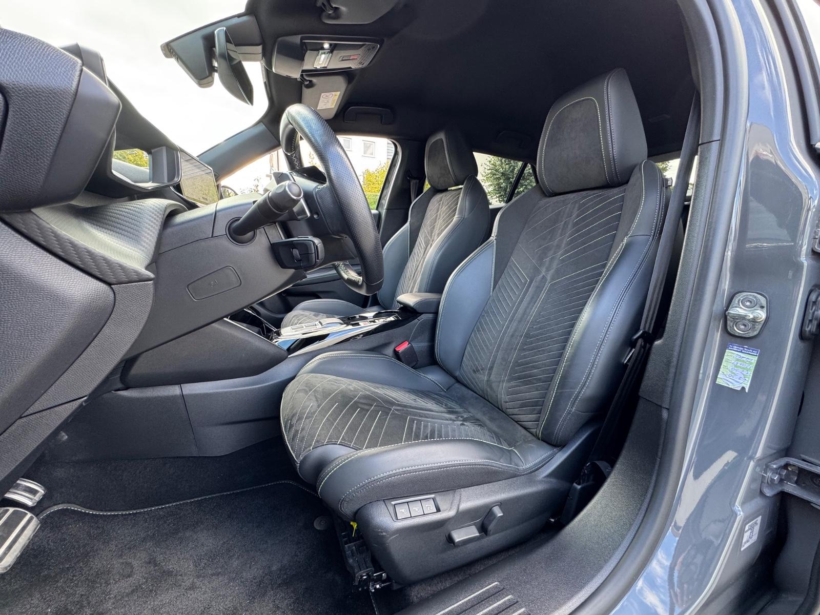 Peugeot 2008 GT* 1.2*ACC*LED*NAVI*ALCANTARA*SHZ*360°CAM, миниатюра 30