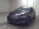 Volkswagen Passat Var. 1.4 TSI Comf. Navi Pano RFK AHK Shz - gebrauchte VW Passat aus dem Jahr 2012