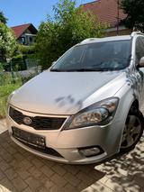 Kia cee'd Sportswagon 1.4 CVVT Seven Stars Sport... - Kia cee'd Sportswagon von privat