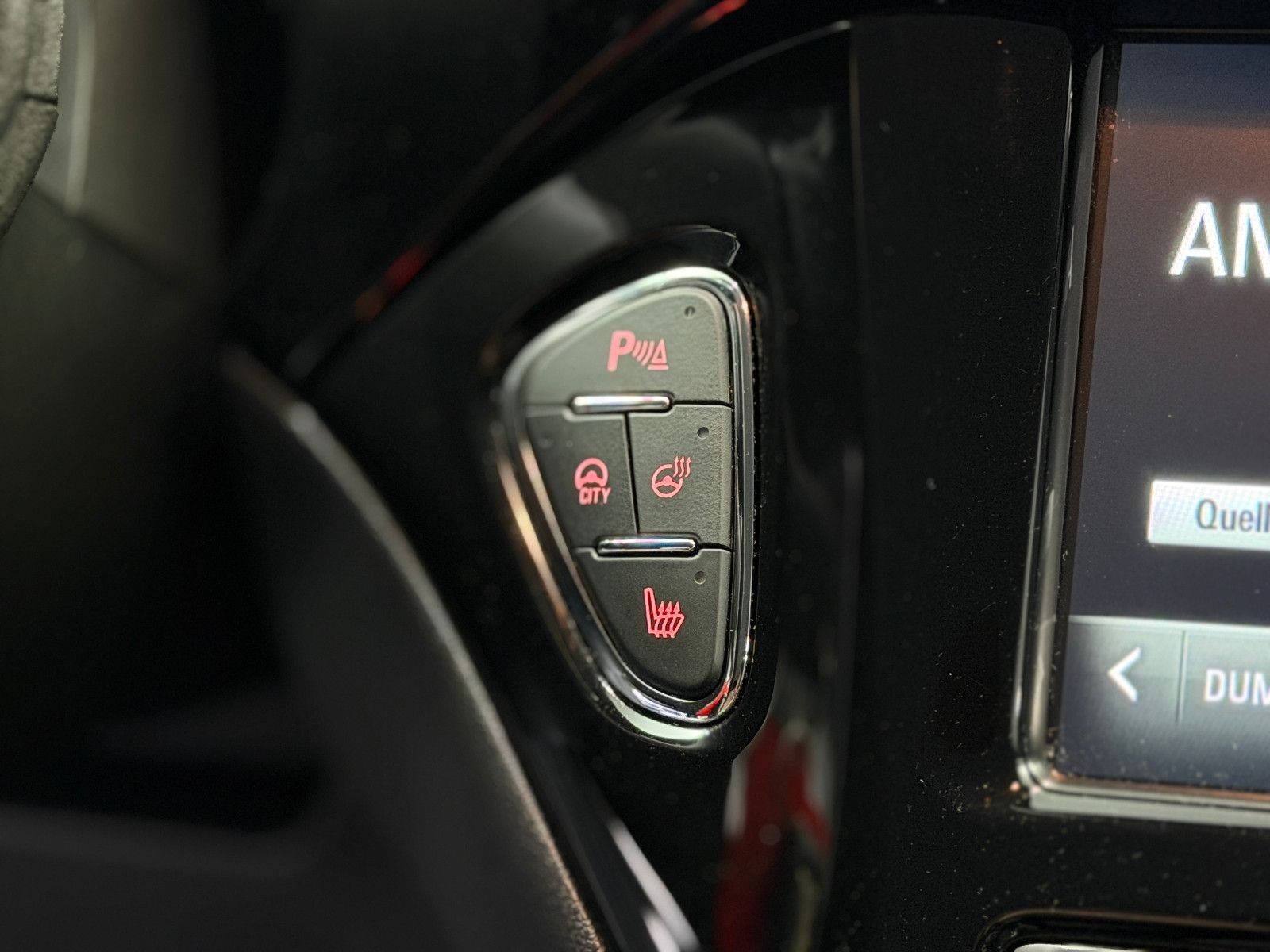 Fahrzeugabbildung Opel Corsa E|Automatik|RF-Kamera|Heizung|Bluetooth