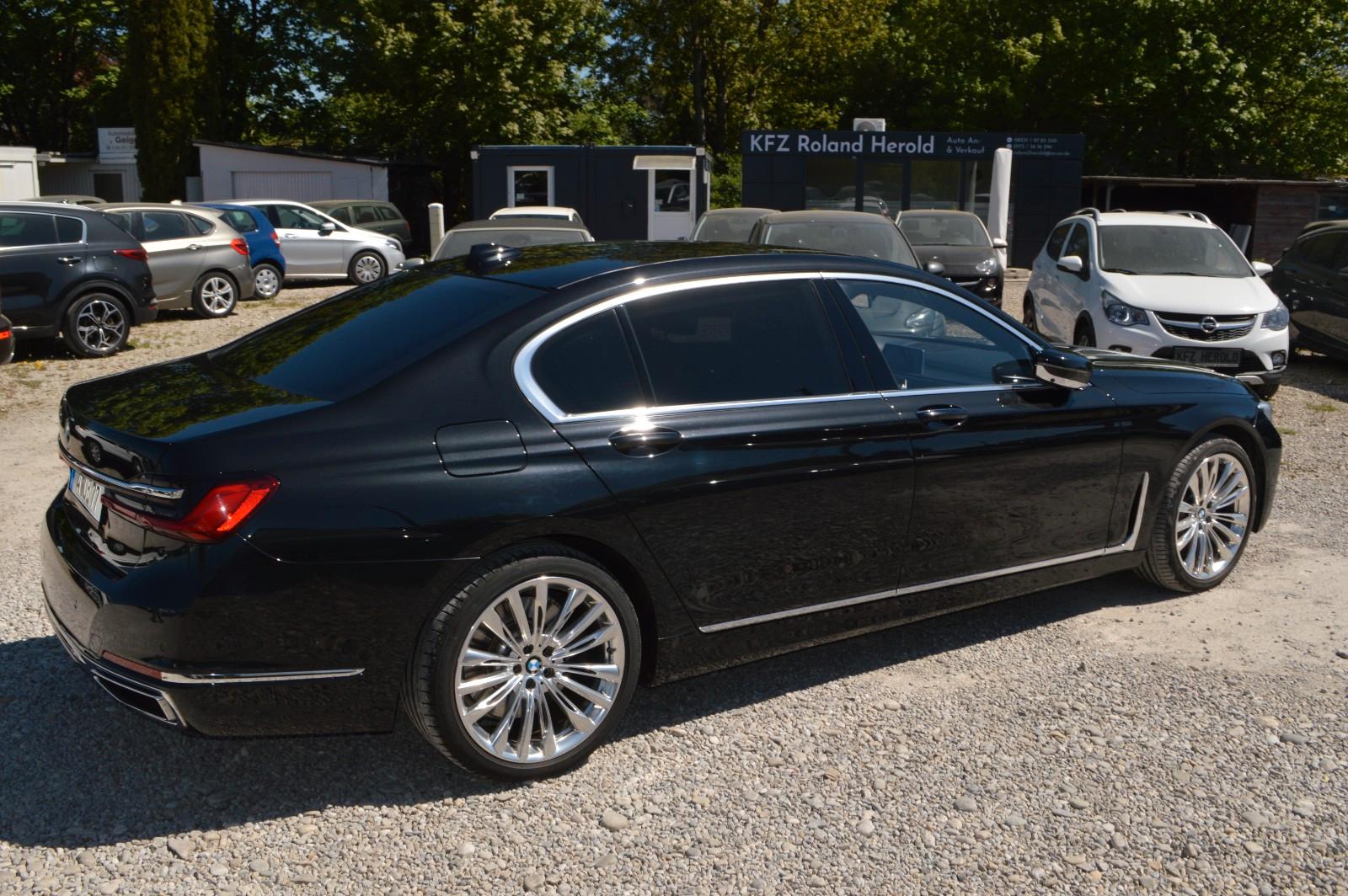 BMW 750 7 750 L i xDrive Top Zustand !!!