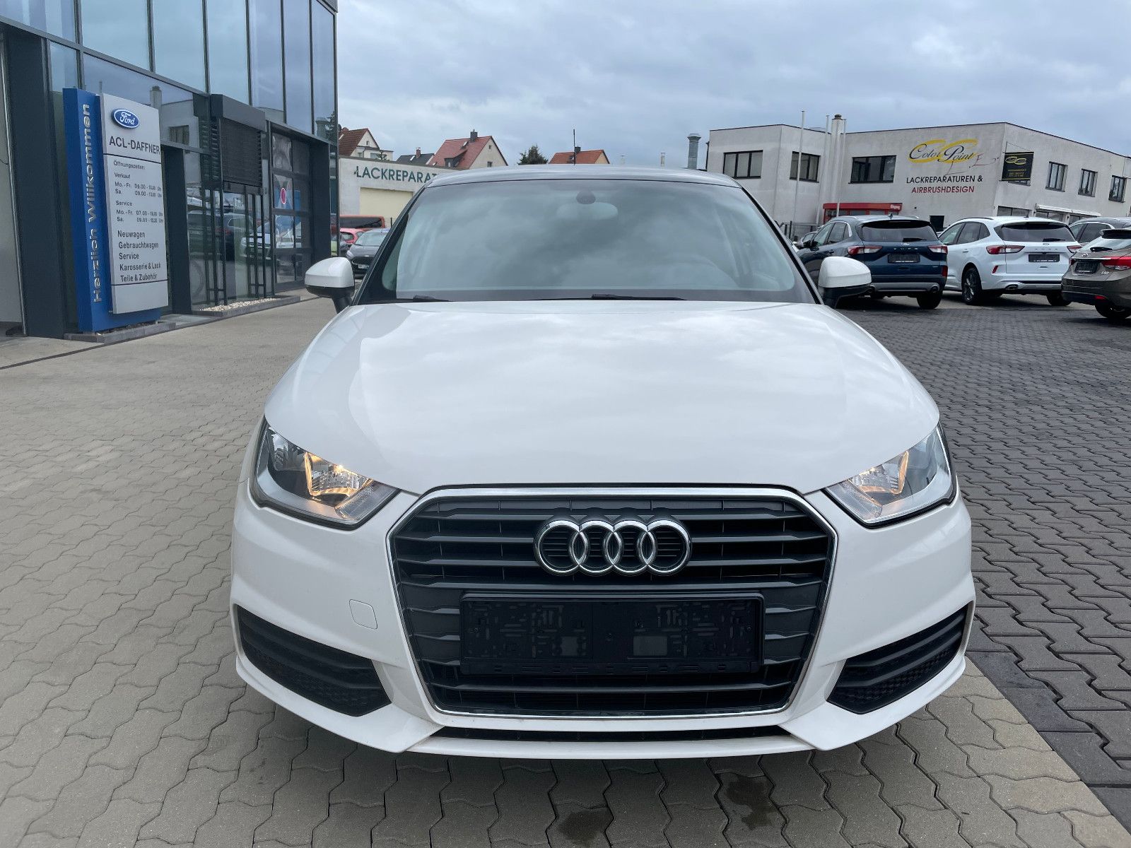 Fahrzeugabbildung Audi A1 Sportback Klima, SHZ, PDC, Lichtsensor