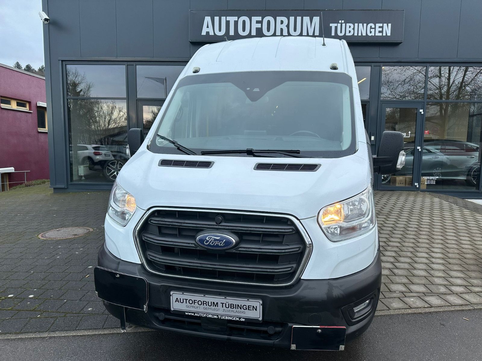 Fahrzeugabbildung Ford Transit 460 L4H3 Bus *17-SItzer*KAMERA*ACC*SPURH