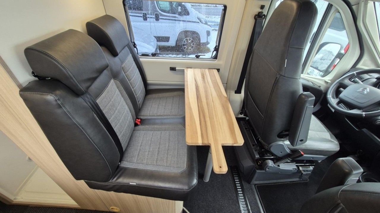 Fahrzeugabbildung Adria Twin 540 - viele Extras - 18 Zoll A/T Bereifung
