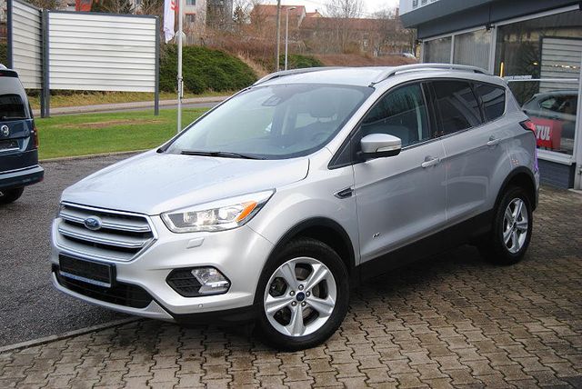 Ford Kuga 2,0 TDCi 4x4 Titanium.Navi.AHK.Kamera.Xenon